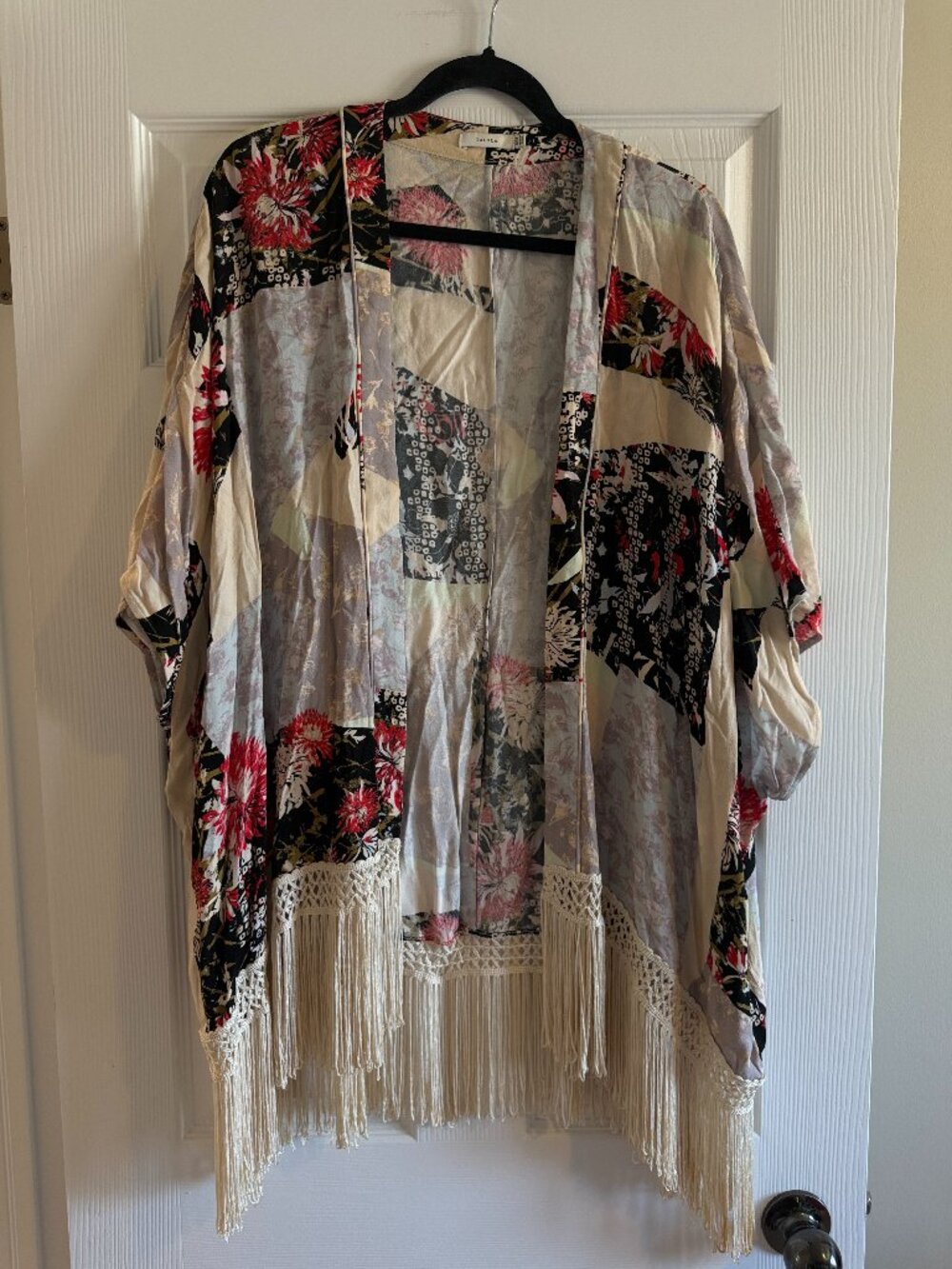 Talula Aritzia Floral Patchwork Fringe Kimono S/M